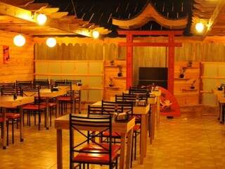 Restaurante japonês caprichado na Coophavila tem clientes de toda a cidade