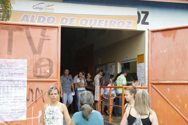 Bernal sanciona lei que d&aacute; prioridade na matr&iacute;cula a alunos com defici&ecirc;ncia