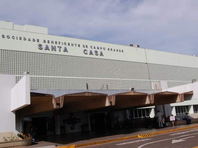  Com centro cir&uacute;rgico lotado, Santa Casa suspende eletivas nesta 4&ordf; feira