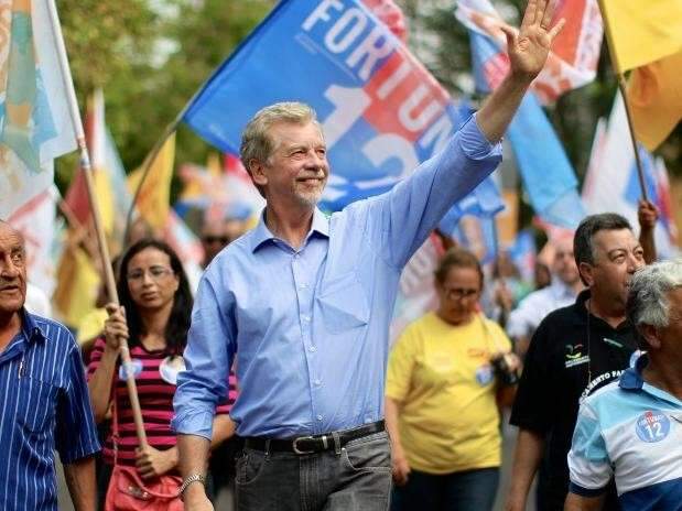 Jos&eacute; Fortunati do PDT &eacute; reeleito para prefeitura de Porto Alegre