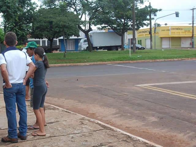  Assassinato intensifica queixas de moradores sobre conveni&ecirc;ncia