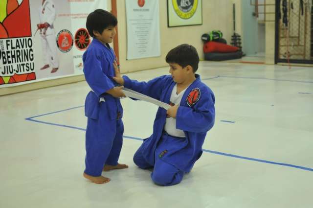 Com o Jiu-Jitsu, Higa superou acidente e se firmou como campe&atilde;o