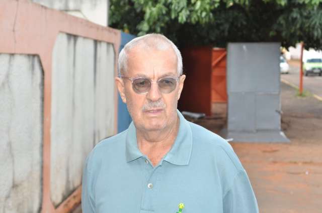 Minist&eacute;rio raciona vacina contra a gripe e postos sofrem a falta de doses