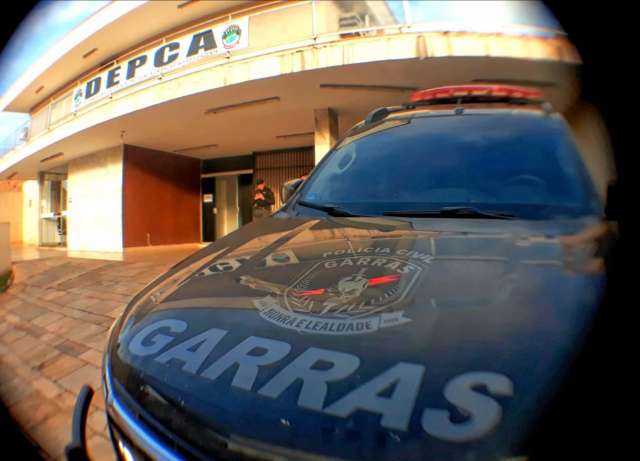 Juiz mant&eacute;m pris&atilde;o de policial civil flagrado em opera&ccedil;&atilde;o contra pedofilia