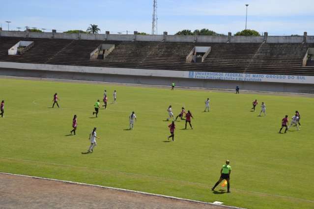 Comercial vence Misto por 3 a 0 e leva Estadual Feminino