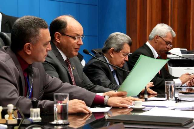 Projeto que v&iacute;tima de roubo &eacute; ressarcida com gasto de IPVA ser&aacute; votado