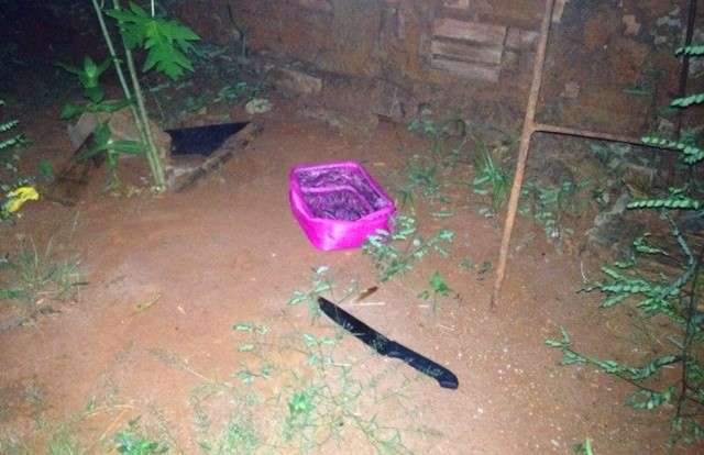 Sete adolescentes invadem casa e fazem duas pessoas ref&eacute;ns