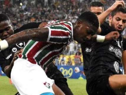 Fluminense e Botafogo empatam em 1 a 1 com gol de Ganso 
