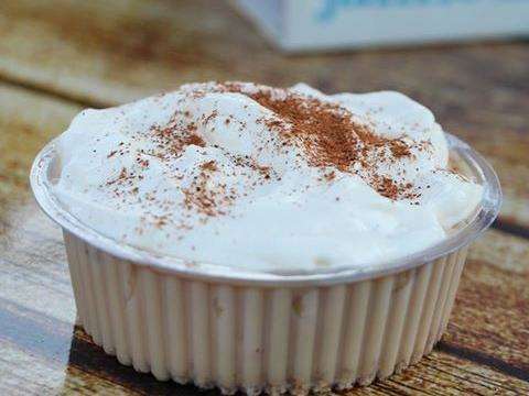 Com bolo de gra&ccedil;a e at&eacute; brownie de pa&ccedil;oca, veja o menu doce do Cas&oacute;rio do Ano