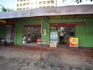 A loja fica na rua Rui Barbosa, 2427, próximo a Afonso Pena.
