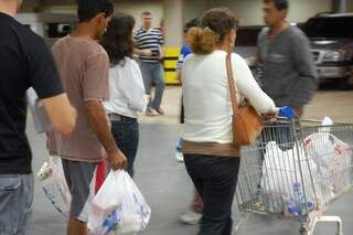 Consumo de sacolas plásticas é assunto polêmico. (Foto: Minamar Júnior)