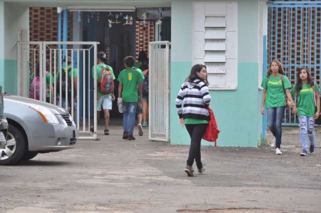 Governo considera greve de professores fiasco e diz que ades&atilde;o &eacute; s&oacute; de 30%
