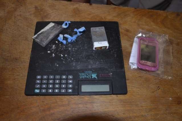 Presa, dona de hotel &eacute; acusada de permitir uso de drogas no local