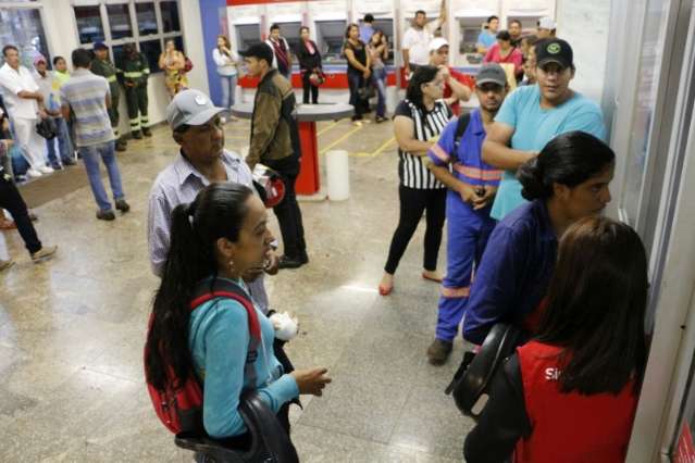 Dourados tem ag&ecirc;ncias lotadas e filas at&eacute; em caixas eletr&ocirc;nicos ap&oacute;s greve