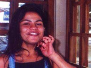 Mãe de desaparecida há 12 anos colhe material para exame de DNA