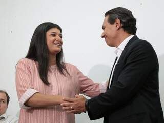 Governadora em exercício, Rose Modesto (PSDB), com o prefeito de Campo Grande, Marquinhos Trad (PSD). (Foto: Fernando Antunes/Arquivo)