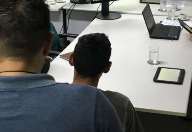 Jovem vai para Unei depois de arrastar companheira e amea&ccedil;ar fam&iacute;lia com faca