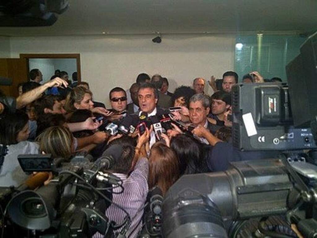 MPF Consegue Na Justi a Que Uni o Demarque Terras E Restitua 