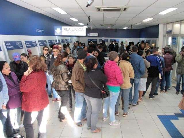 Come&ccedil;a neste s&aacute;bado pagamento de FGTS inativo para nascidos em dezembro