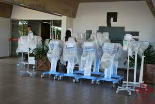 13 encubadores já estão sendo utilizadas no setor da Santa Casa para melhor atender os pacientes ( Foto - Assessoria)