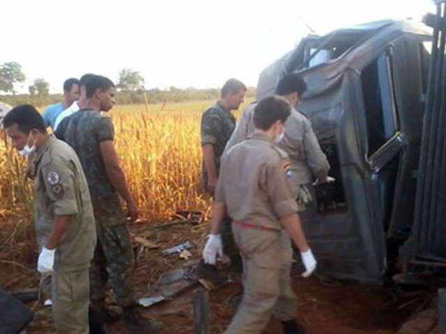  Soldados do Ex&eacute;rcito de MS ficam feridos em acidente no Mato Grosso