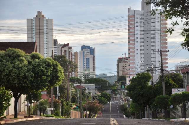 Quinta-feira de c&eacute;u nublado e previs&atilde;o de chuva em Campo Grande