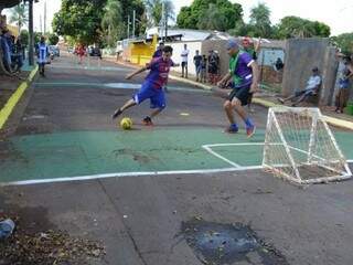 Meninos que jogam desde a infância, hoje levam o campeonato cada vez mais a sério. (Foto: Simão Nogueira)