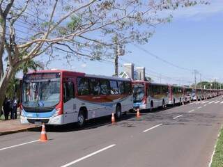 Vinte dos 55 novos ônibus foram entregues no fim de outubro (Foto: Kisie Ainoã)