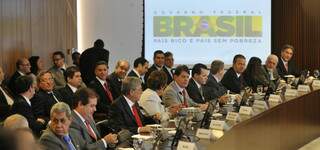 Governadores reunidos com a presidente Dilma, em Brasília. (Foto: Agência Brasil)
