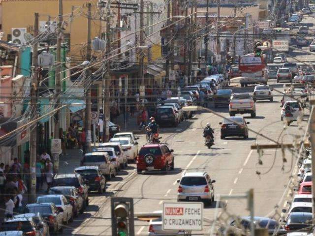 Na v&eacute;spera de Natal, com&eacute;rcio e mercados t&ecirc;m hor&aacute;rio diferenciado