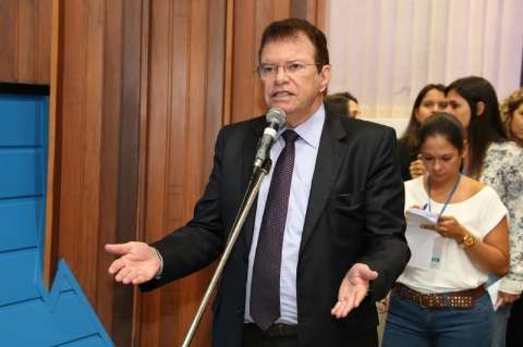 Após convites, deputados admitem possível mudança para o PSDB