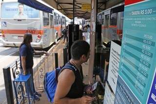 Para usu&aacute;rios, transporte coletivo n&atilde;o vale R$ 3,25, 6&ordm; mais caro no Pa&iacute;s