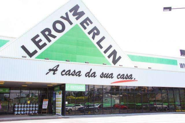 Leroy Merlin abre no feriado com descontos de 60% em setor de outlet