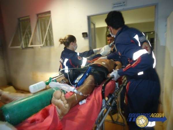 Homem &eacute; chamado na frente de casa e acaba morto a tiros em Dourados 