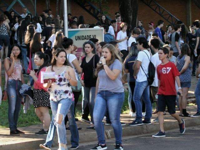 No primeiro vestibular seriado da UFMS, 130 faltam e 7 s&atilde;o eliminados
