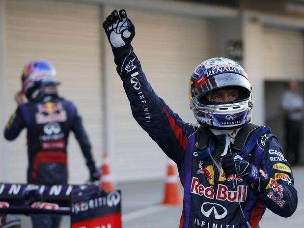 Vettel vence em Suzuka e fica mais perto do tetra. Massa termina em d&eacute;cimo
