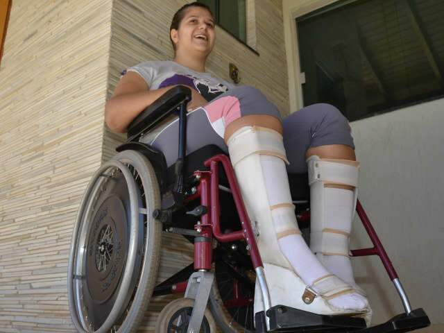  Tr&ecirc;s anos ap&oacute;s acidente, Rayssa quer ser ju&iacute;za e punir criminosos do tr&acirc;nsito
