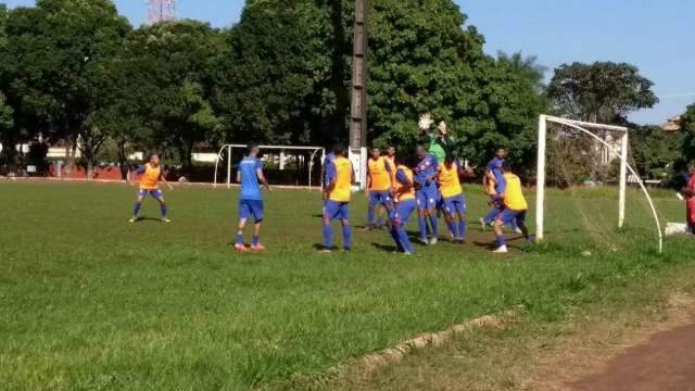 Comercial abre m&atilde;o de avi&atilde;o e encara 2.368 Km de &ocirc;nibus para jogo da S&eacute;rie D