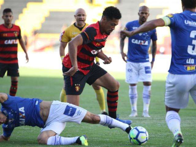 Com gol mal anulado, Cruzeiro e Sport ficam apenas no empate