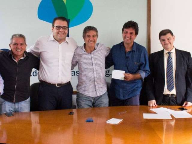 Ex-prefeito de Dourados, Murilo Zauith deixa PSB e volta para o DEM