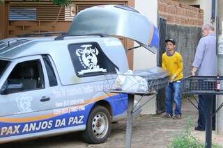 Morador &eacute; surpreendido por vizinho e morto com facada no pesco&ccedil;o 