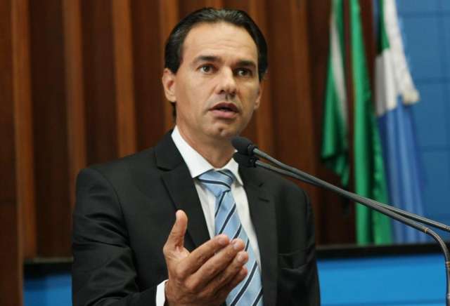 Marquinhos Trad apresenta programa que levar&aacute; servi&ccedil;os de sa&uacute;de &agrave;s escolas 