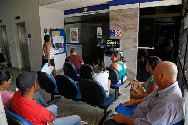 Greve do INSS chega a 81 dias e popula&ccedil;&atilde;o sofre para receber benef&iacute;cios 