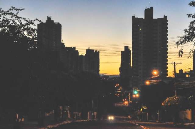 Ter&ccedil;a-feira amanhece com c&eacute;u nublado e previs&atilde;o &eacute; de frio em MS