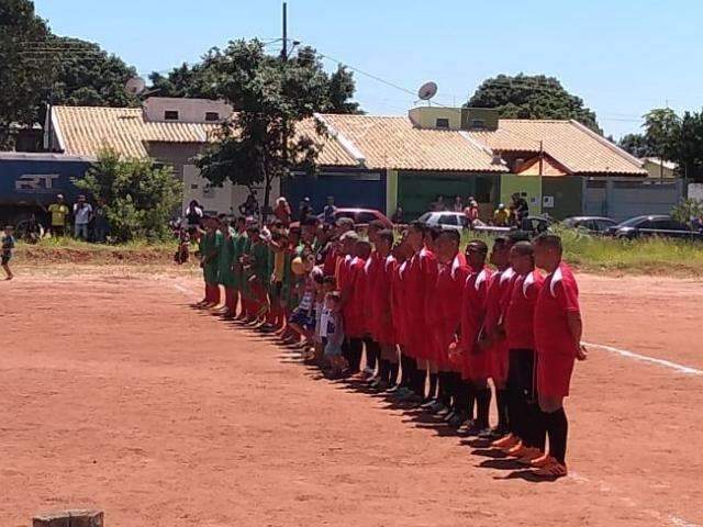 Lions joga para a torcida, vence por 1 a 0 e leva o 37&ordm; Amador do Campo Belo