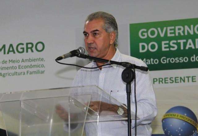 Governador inaugura obras e assina parceria para agricultura familiar