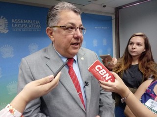 Deputado estadual Evander Vendramini (PP) durante entrevista (Foto: Leonardo Rocha)