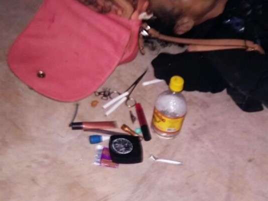 Travesti &eacute; encontrada morta com golpe de faca no abd&ocirc;men 