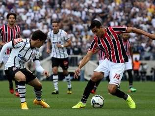 S&atilde;o Paulo e Corinthians disputam cl&aacute;ssico pela rodada do brasileiro