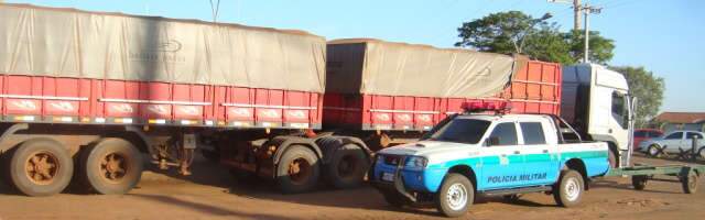  PMA apreende caminh&atilde;o com 37.500 pacotes de cigarros contrabandeados